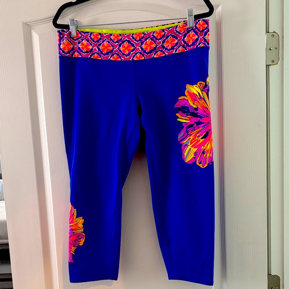 Lilly Pulitzer Blue Leggings with Pink and Yellow Accents